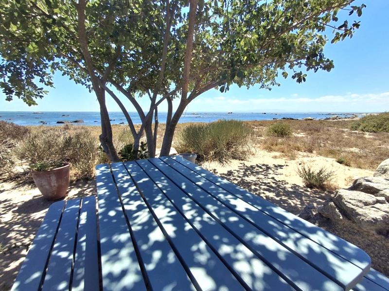 3 Bedroom Property for Sale in Hannasbaai Western Cape